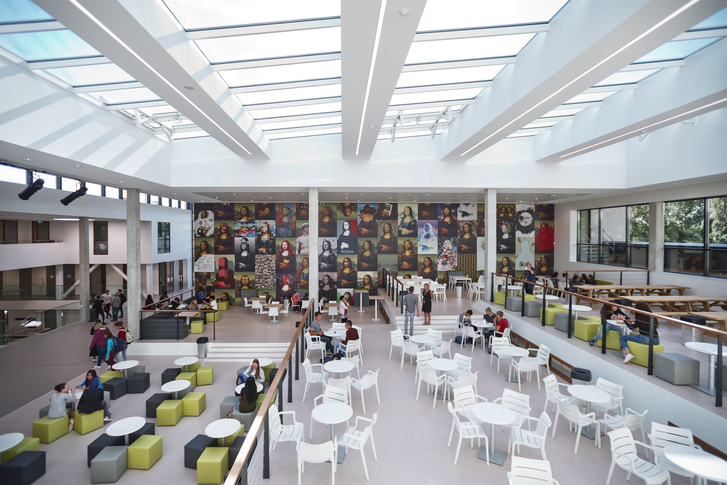 Da Vinci College atriumdak