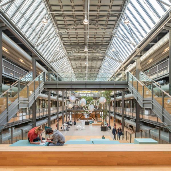 braat-4221-Hak4t_Braat1844_maatwerk_glas_atrium_Enschede